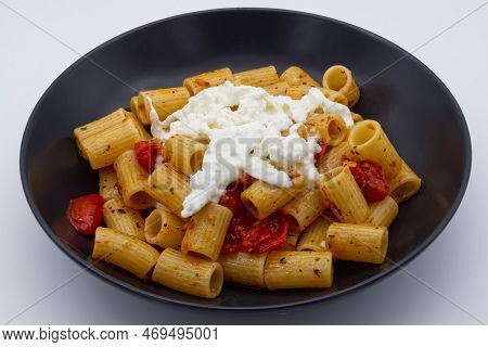 Mezze Maniche Rigate, Italian Pasta, With Cherry Tomatoes And Stracciatella Cheese.