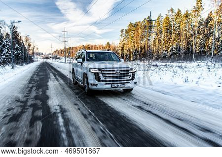 Moscow, Russia - December 11, 2021 Toyota Land Cruiser 300 Premium (j300), Modern Suv. Exterior Fron
