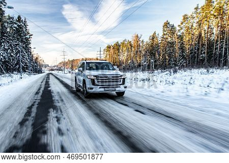 Moscow, Russia - December 11, 2021 Toyota Land Cruiser 300 Premium (j300), Modern Suv. Exterior Fron