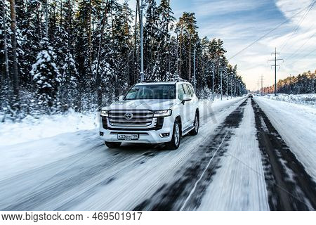 Moscow, Russia - December 11, 2021 Toyota Land Cruiser 300 Premium (j300), Modern Suv. Exterior Fron
