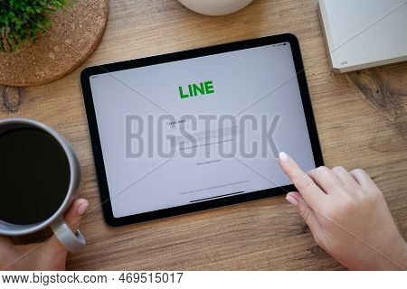 Alanya, Turkey - October 20, 2022: Woman Hand Apple Ipad Air Space Gray With Social Networking Servi