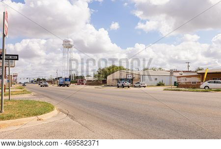 Jourdanton, Texas, Usa - October 14, 2022: The Old Business District On Oak Street
