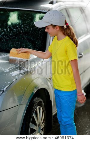 บริการล้าง - สาวช่วยในบริการล้าง