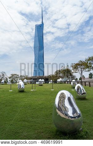 Kuala Lumpur,malaysia - October 20,2022 : Mitsui Shopping Park At The Lalaport Bukit Bintang City Ce