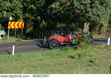 Om 665 S3 Sport 1925 In Coppa Nuvolari Old Racing Car With Classic Car