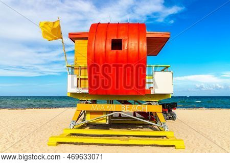 Lifeguard Tower And A Beach Rescue Car In South Beach, Miami Beach In A Sunny Day, Florida