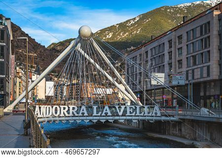Andorra La Vella, Jan 2020 Pont De Paris Bridge Crossing Gran Valira River In Capital Of Andorra Wit