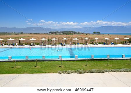 Swimmingpool på moderne luksus Hotel, Peloponnes, Grækenland