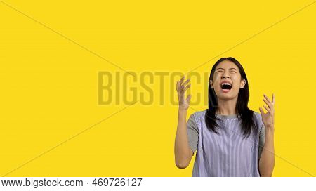 Close up isolated portrait of woman was angry and angry like crazy, Screaming with frustration, Yell
