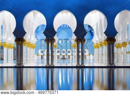 View Of Famous View Of Famous Cheikh Zayed Mosque Mosque, Abu Dhabi, By Night, Uae.
