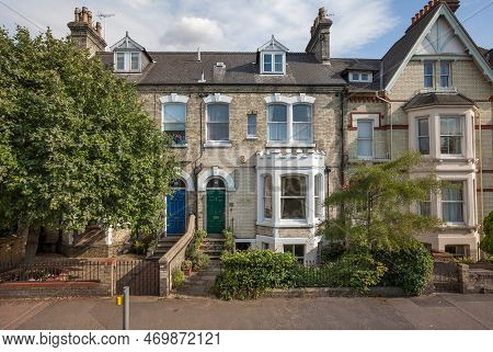 Chesterton Road, Cambridge, England - July 13 2017: Cambridge Four Storey Houses Viewed From Elevate
