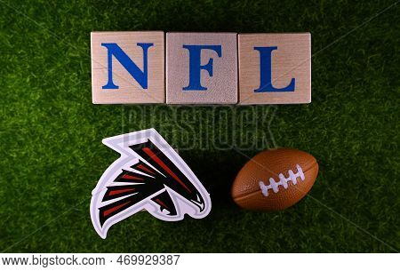 January 27, 2023, Canton, Usa. The Logo Of The Atlanta Falcons Football Club On The Green Lawn Of Th