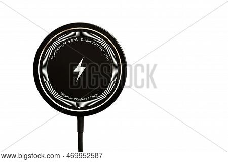 Magnetic Wireless Charger On Transparent Background