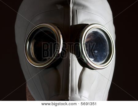 Противогаз опасность