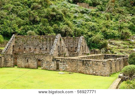 Peru, Remote Spectacular The Inca Ruins Of Choquequirau Near Cuzco