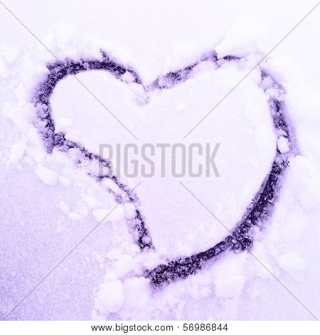 Heart on the snow