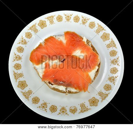 Bagel With Cream Cheese And Lox