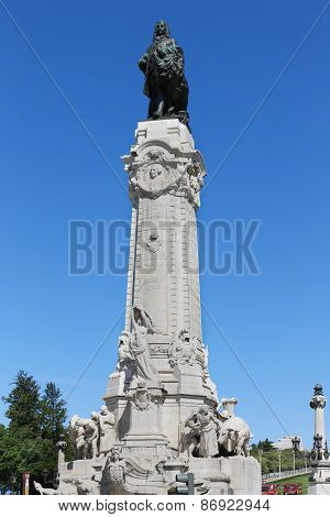 Pombal Statue
