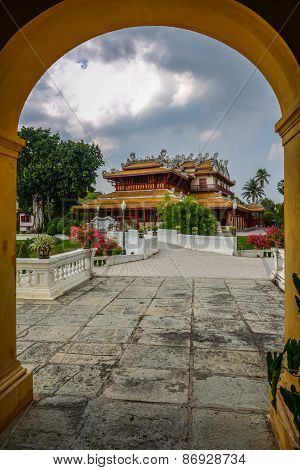 Chinese Building