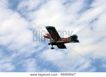 Thiene, Vicenza - Italy. 26Th July, 2015: Amazing Hen Airplane In The Sky