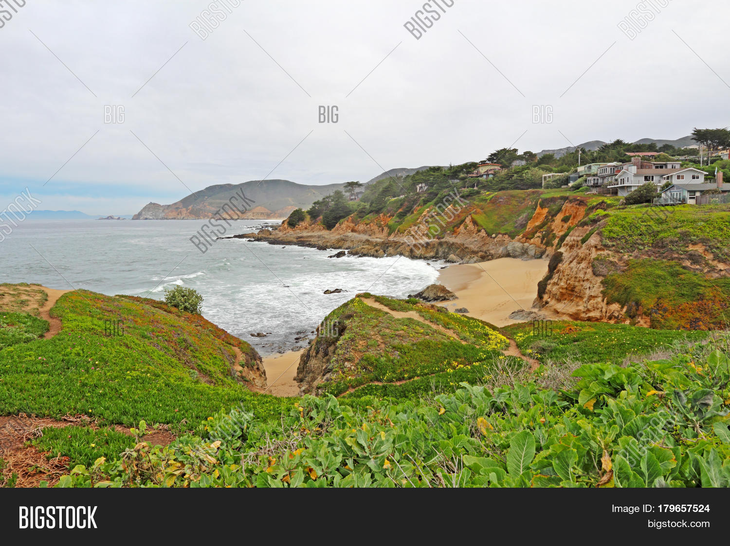 MONTARA CALIFORNIA Image & Photo (Free Trial) Bigstock