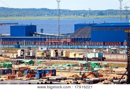 Arbetet med nya havet handel port av Ust-Luga. Ryssland. Coal terminal