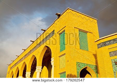 In Iran  And Old Antique Mosque    Minaret
