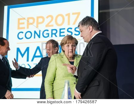 Angela Merkel And Petro Poroshenko