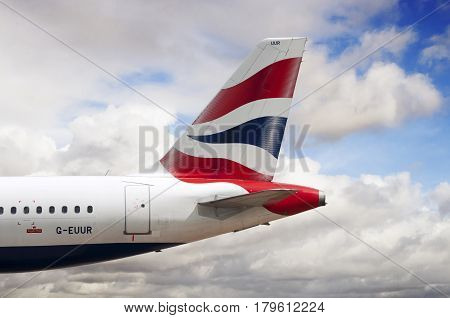Manchester Airport, United Kingdom - April 30, 2016: British Airways Airbus A320-232 G-EUUR cn 2040 moments after arrival.