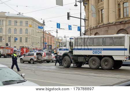 03.04.2017.Russia.Saint-Petersburg.MetroInstitute of Technology.Today in the subway there was a terrorist attack.Blew up the metro.