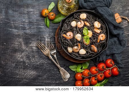 Black Spaghetti With Seafood