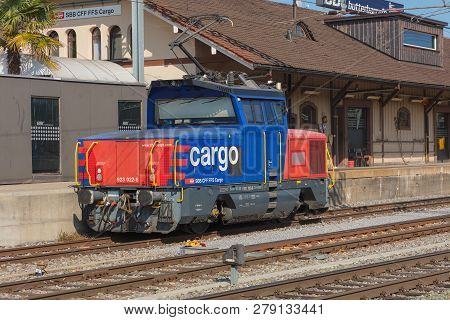 Gossau, Switzerland - September 19, 2018: A Locomotive Of The Sbb Cargo Company At The Gossau Railwa