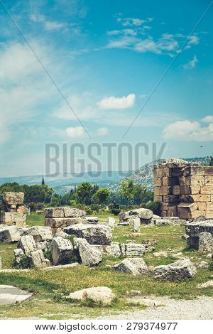 Ancient City Of Hierapolis, Pamukkale, Turkey. The Fascinating And Beautiful Beauty Of The Historica