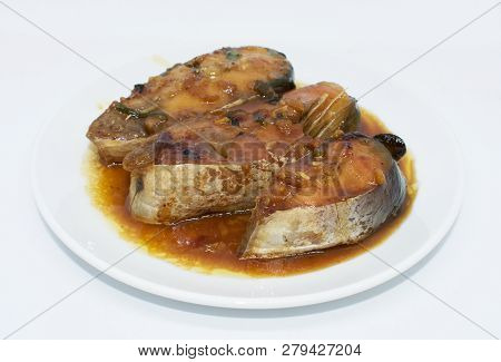 Fish Cooked With Fishsauce Bowl - Delicious Food