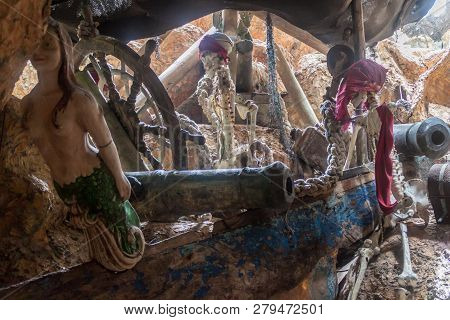 San Bernardo, Colombia - August 31, 2015: Model Of Pirate Skeletons On Palma Island Of San Bernardo 