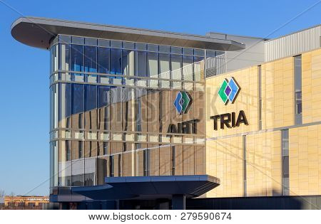 Woodbury, Mn/usa - January 19, 2019: Tria Orthopedic Clinic And Trademark Logo. Tria Is A Chain Of O
