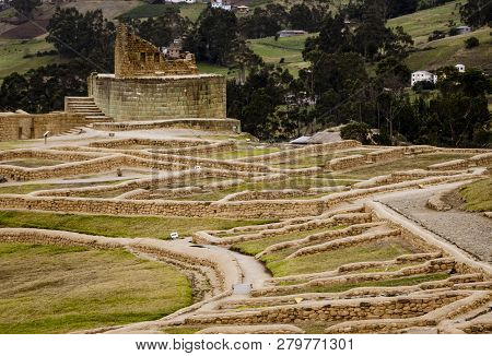 Inca Pirca Is The Oldest And Most Famous Inca Ruins In Ecuador