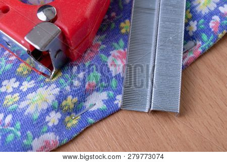 Tacker And Staples Used To Upholster Furniture. Accessories For Employees In The Carpentry Shop. Lig