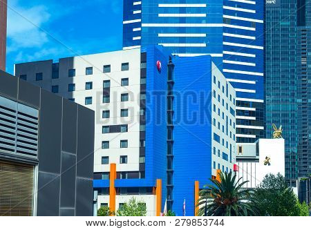 Melbourne, Australia - October 9, 2014:   Architectures Of A Shopping Center Area In South Bank