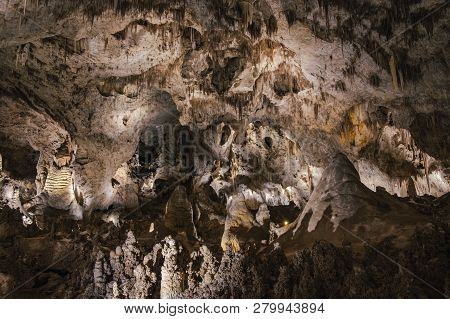Stalactites And Stalagmites In A Cave Known As Carlsbad Caverns In Southern New Mexico, Usa