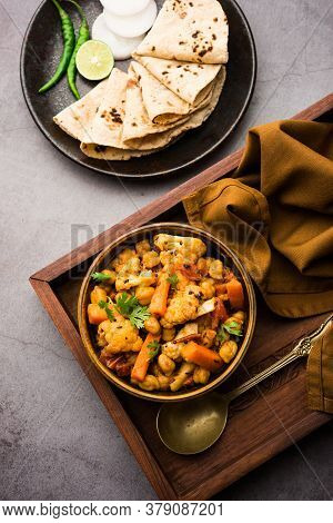 Indian Mix Veg Or Mixed Vegetable Recipe Served In A Bowl With Chapati