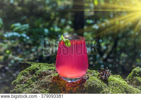 Refreshing Cool Summer Lemonade From Strawberry, Raspberries, Grapefruit Or Red Currants. Pink Cockt