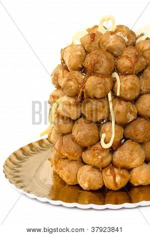 Croquembouche