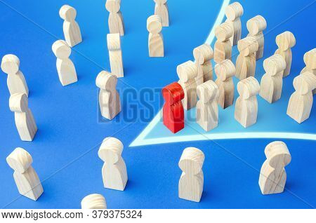 Red Leader With Followers In Arrow Formation Direction Breaks Through The Crowd. Breaking New Ground