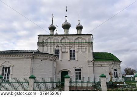 Russia, Tsivilsk 21,10,2017 Belfry With The Church Of John The Merciful In Tsivilsk, Chuvash Republi