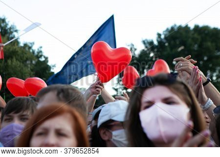Minsk/belarus - July 30, 2020: Supporters Of Presidential Candidate Svetlana Tikhanovskaya At Her Ca