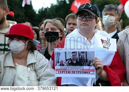 Minsk/belarus - July 30, 2020: Supporters Of Presidential Candidate Svetlana Tikhanovskaya At Her Ca