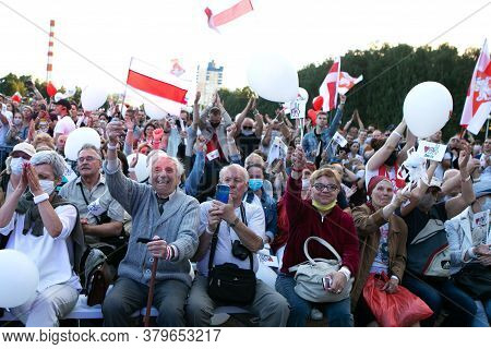 Minsk/belarus - July 30, 2020: Supporters Of Presidential Candidate Svetlana Tikhanovskaya At Her Ca