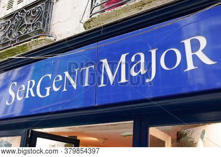 Bordeaux , Aquitaine / France - 08 04 2020 : Sergent Major Sign Text And Logo Of Shop Chain Of Cloth
