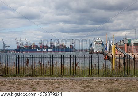The Views Of The English Channel At West Quay Southampton In Hampshire, Uk, Taken On The 10th July 2